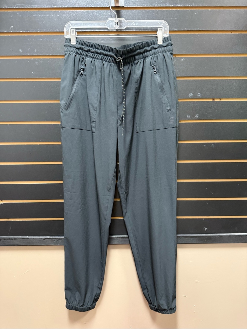 Billabong Black Performance Jogger Pants Size M Zip Pockets Stretch